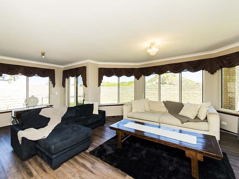 6 Westray Court, Warnbro WA 6169