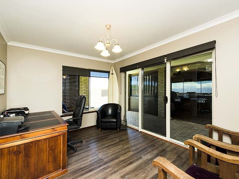 6 Westray Court, Warnbro WA 6169