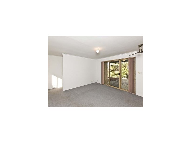 10/25 Ashford Avenue, Rockingham WA 6168