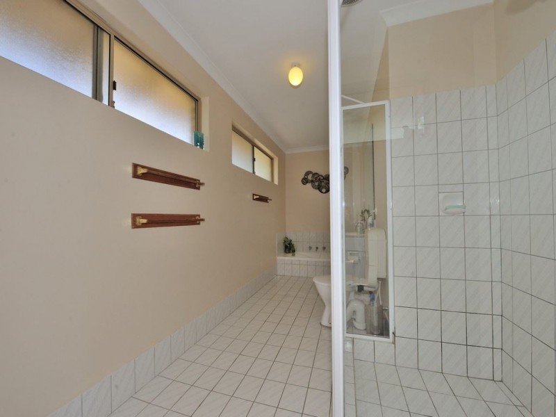 214 Kent Street, Rockingham WA 6168