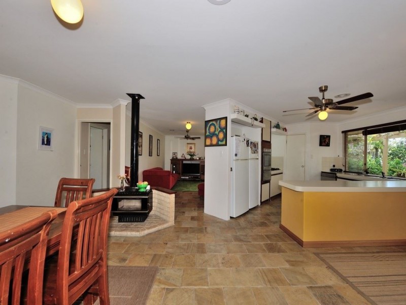 214 Kent Street, Rockingham WA 6168