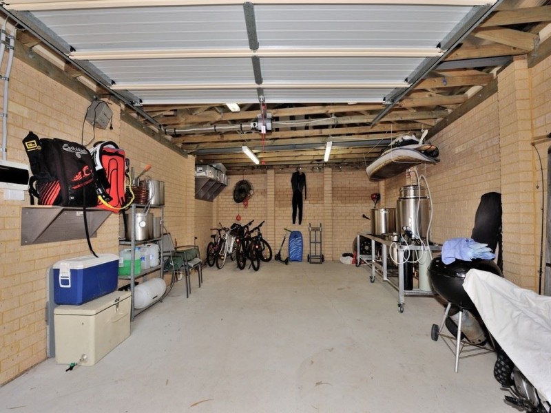 214 Kent Street, Rockingham WA 6168