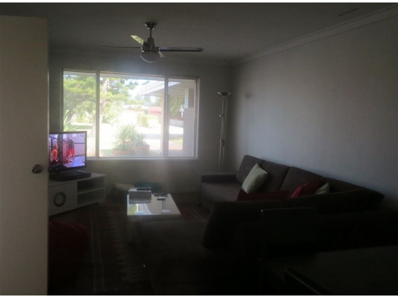 24b Carlisle Street, Shoalwater WA 6169