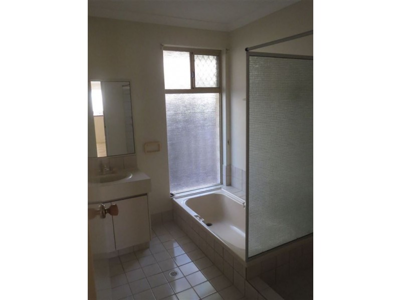 5 Investigator Drive, Waikiki WA 6169