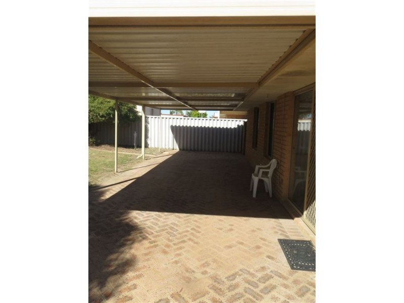 5 Investigator Drive, Waikiki WA 6169