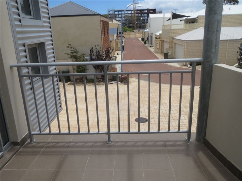 3/22 Roscoe Turn, Rockingham WA 6168