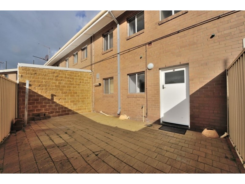 6/154 Arcadia Drive, Shoalwater WA 6169