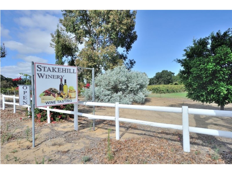 91 Stakehill Road, Karnup WA 6176