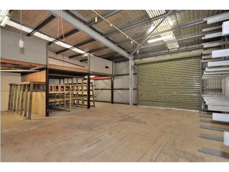 1/32 Crompton Road, Rockingham WA 6168