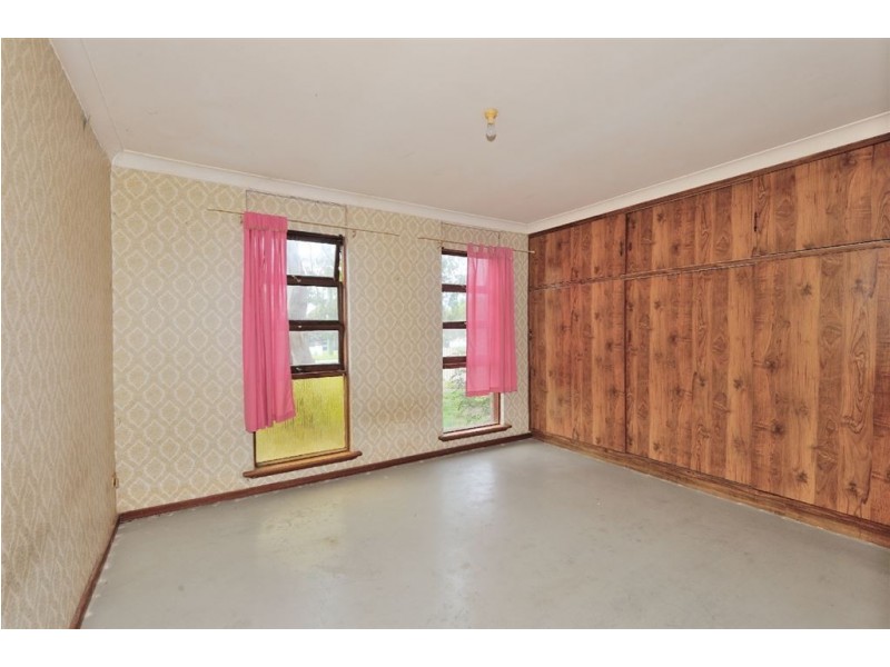 9 Leo Place, Rockingham WA 6168