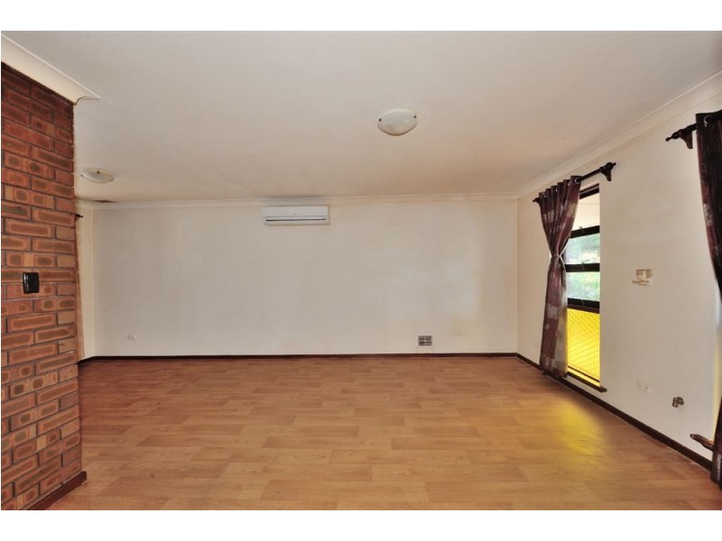 9 Leo Place, Rockingham WA 6168