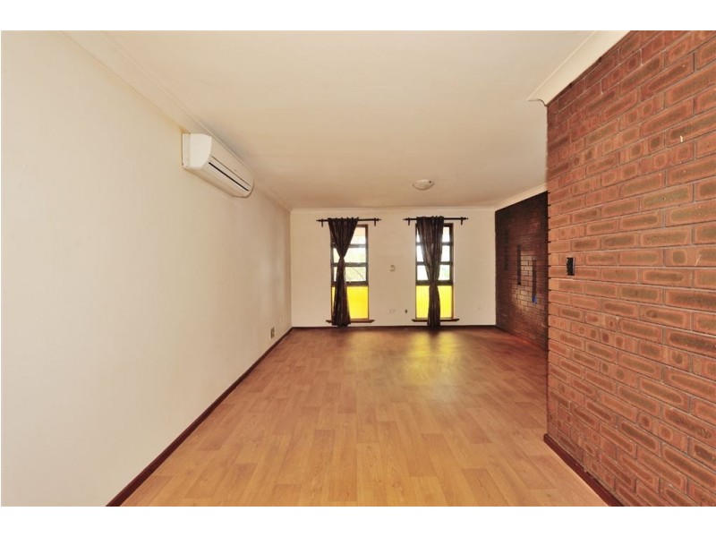 9 Leo Place, Rockingham WA 6168