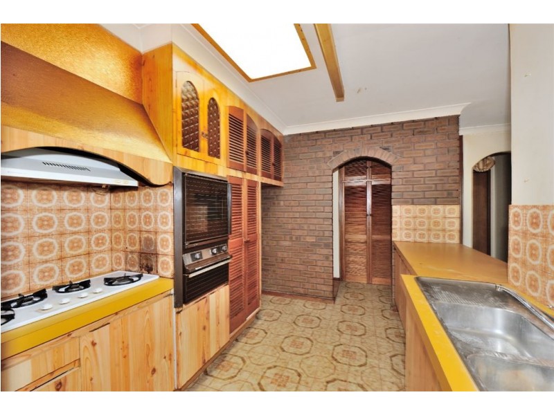 9 Leo Place, Rockingham WA 6168