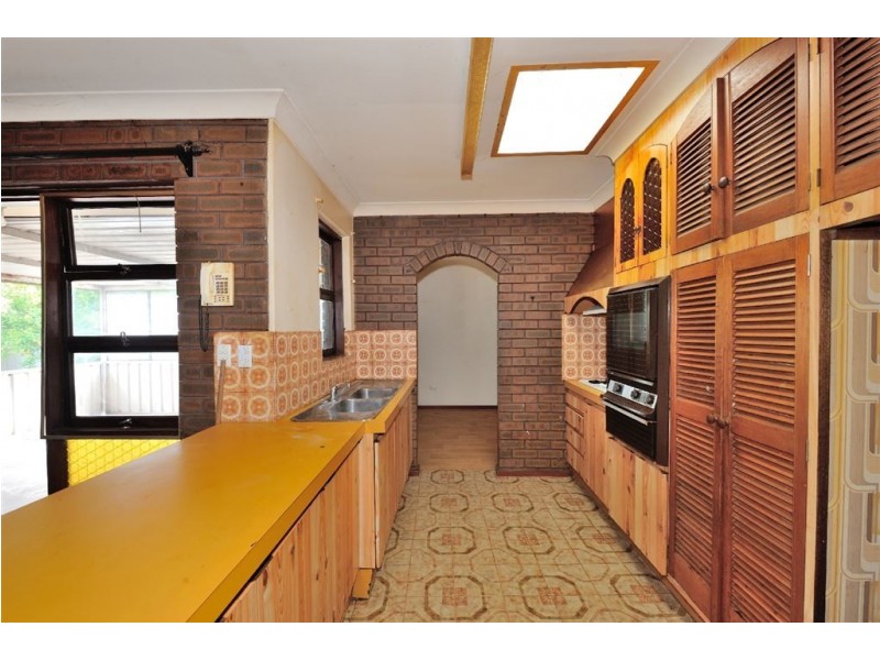 9 Leo Place, Rockingham WA 6168