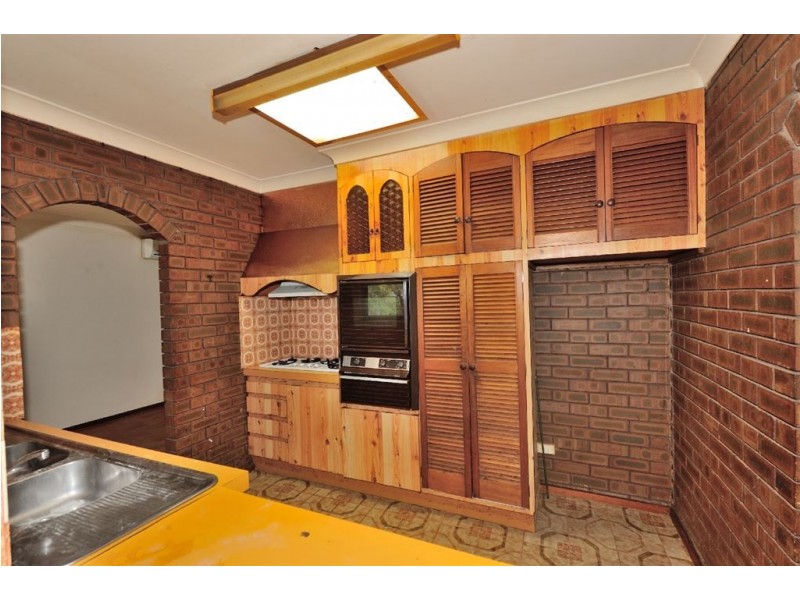 9 Leo Place, Rockingham WA 6168