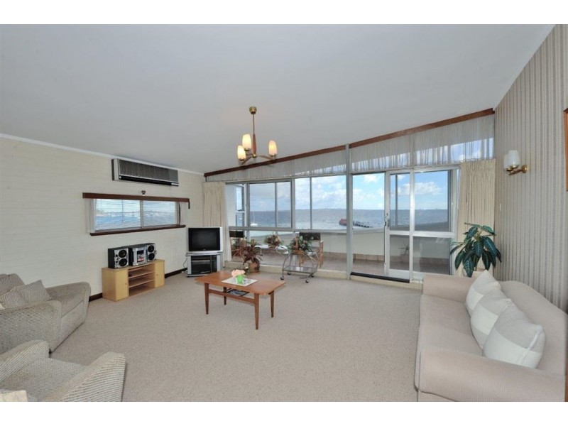 17/153 Esplanade, Rockingham WA 6168