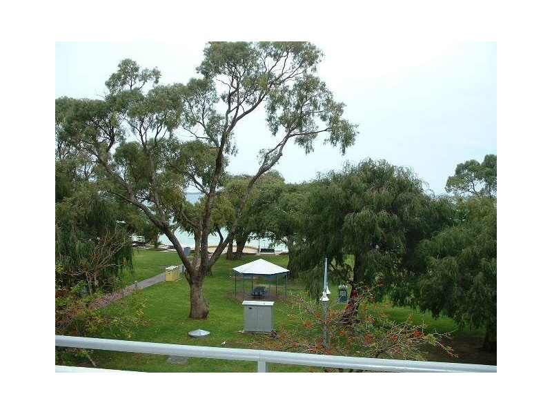 15/17 Rockingham Beach Road, Rockingham WA 6168