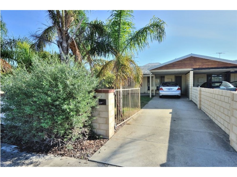 4 Thorpe Street, Rockingham WA 6168