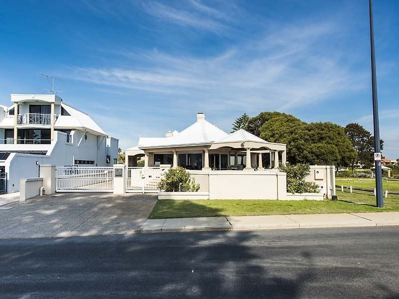 45 Esplanade, Rockingham WA 6168