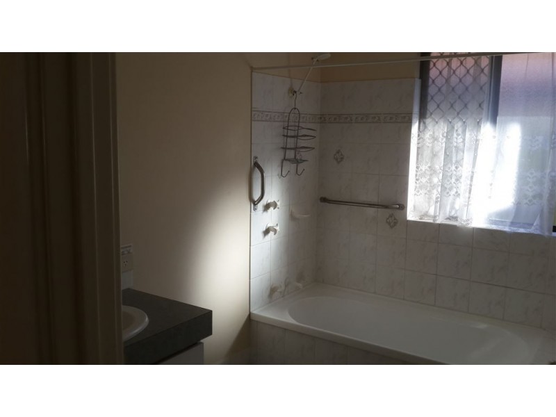 5 Seaspray Place, Waikiki WA 6169