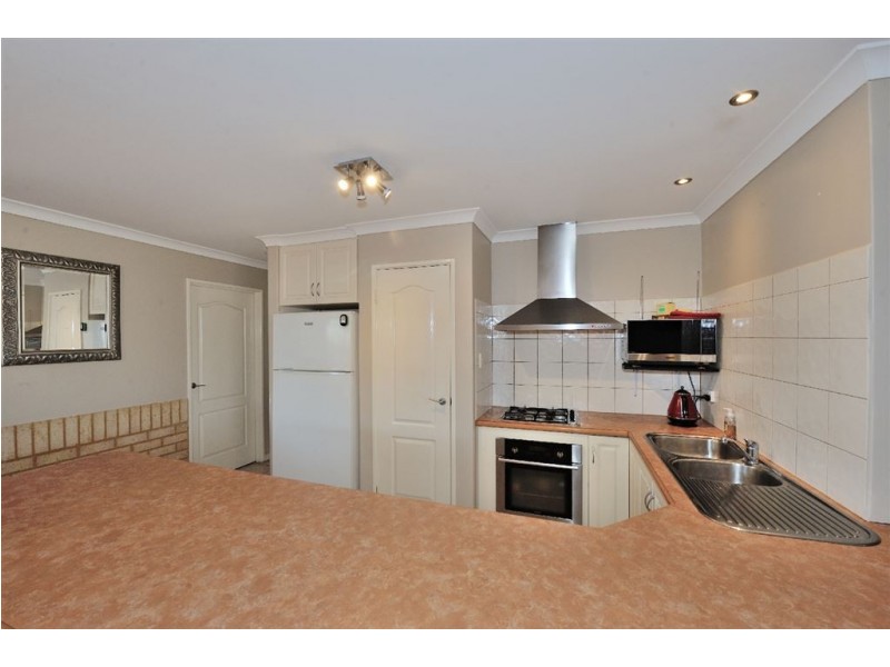 4 Otway Place, Shoalwater WA 6169