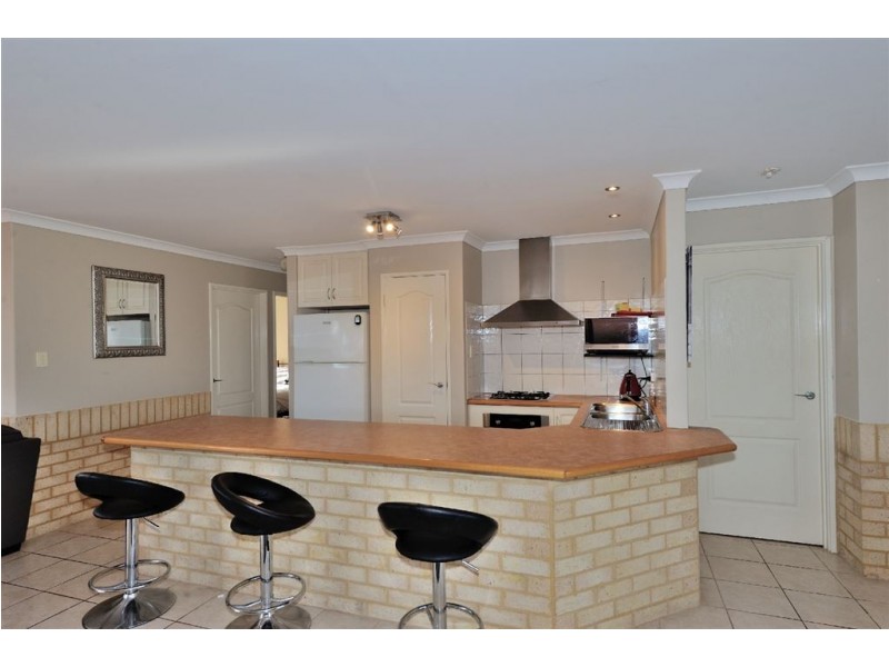 4 Otway Place, Shoalwater WA 6169