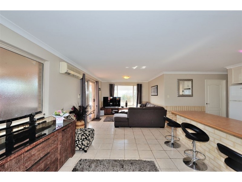 4 Otway Place, Shoalwater WA 6169