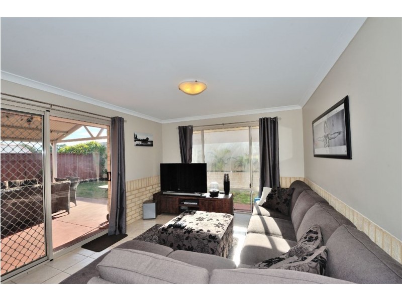 4 Otway Place, Shoalwater WA 6169