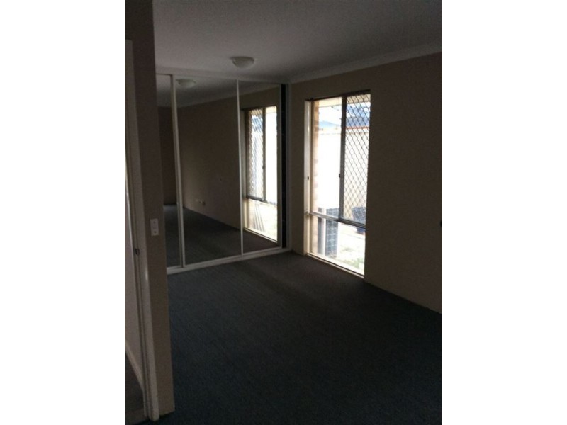 77 Kurrajong Road, Safety Bay WA 6169