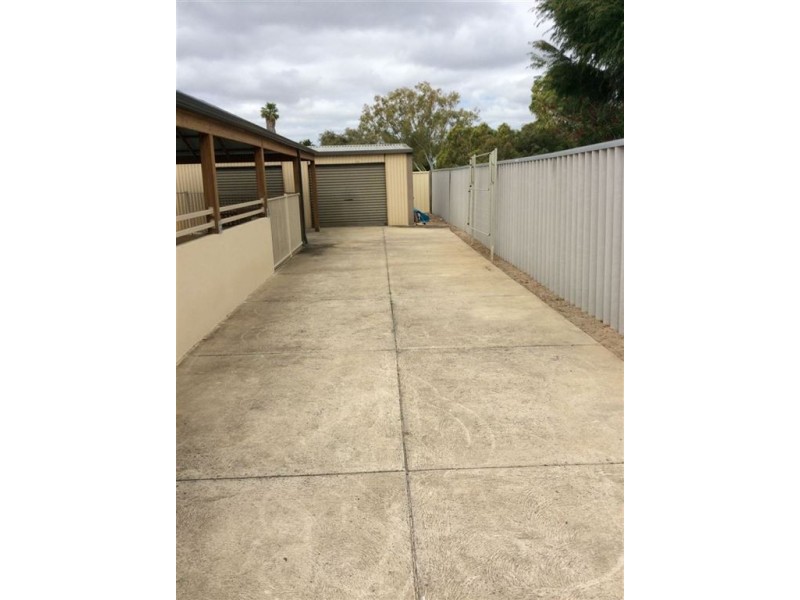 77 Kurrajong Road, Safety Bay WA 6169