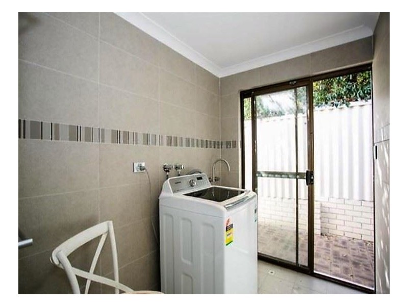 1/20 Preston Point Road, Fremantle WA 6160