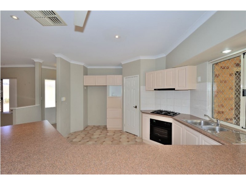 2B Fifth Avenue, Shoalwater WA 6169