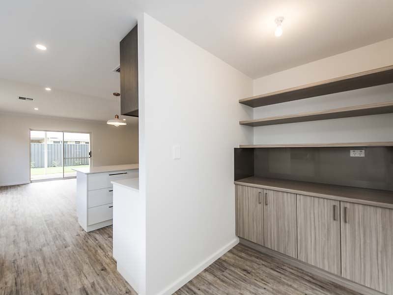 6 Sabot Avenue, Waikiki WA 6169