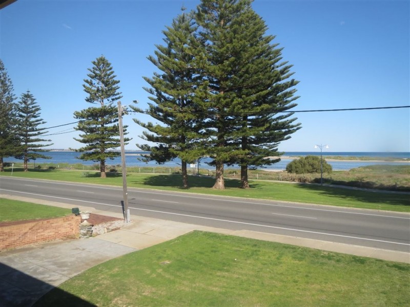 254 Safety Bay Road, Safety Bay WA 6169