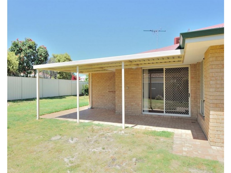 41 The Avenue, Warnbro WA 6169