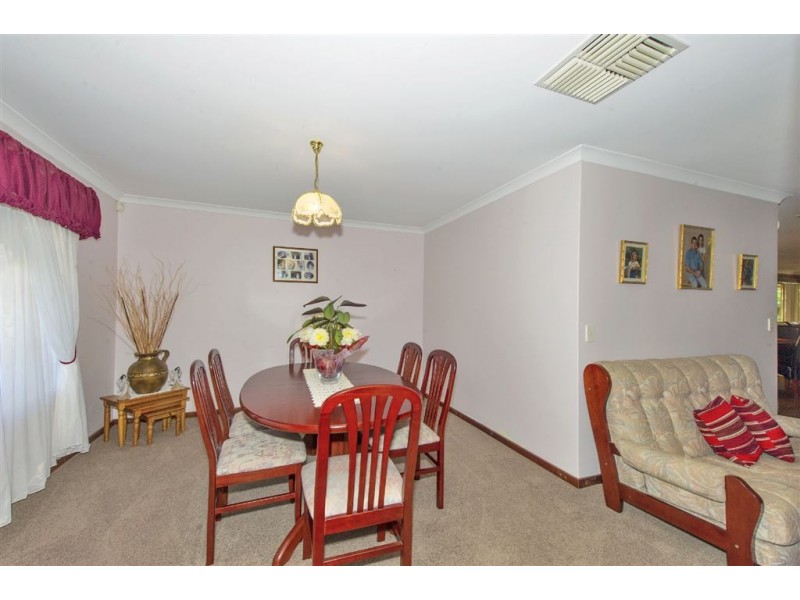 31 Sunningdale Circle, Cooloongup WA 6168