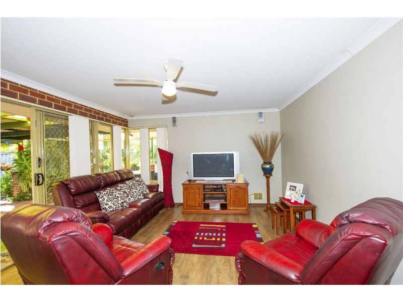 31 Sunningdale Circle, Cooloongup WA 6168