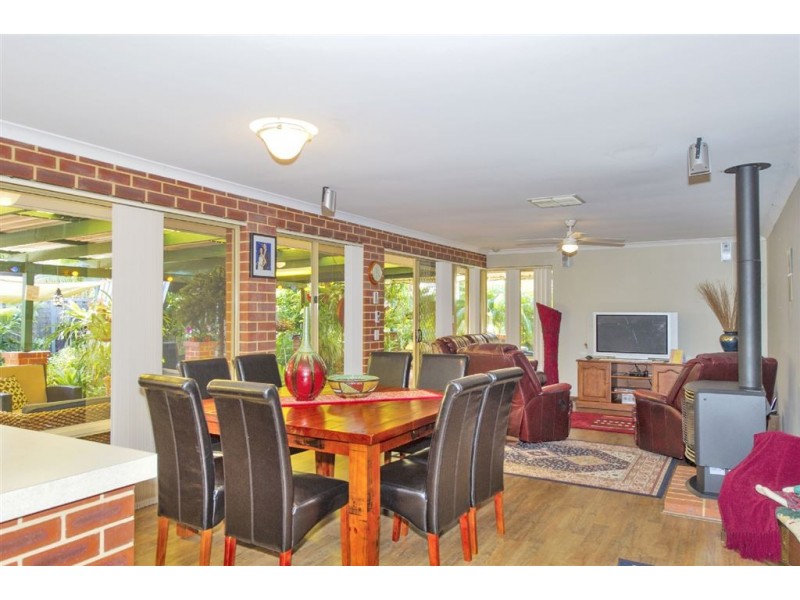 31 Sunningdale Circle, Cooloongup WA 6168