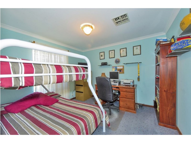 31 Sunningdale Circle, Cooloongup WA 6168