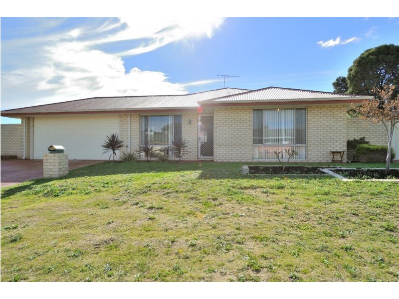 4 Otway Place, Shoalwater WA 6169