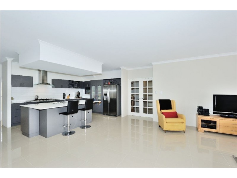 16A McKenzie Road, Shoalwater WA 6169