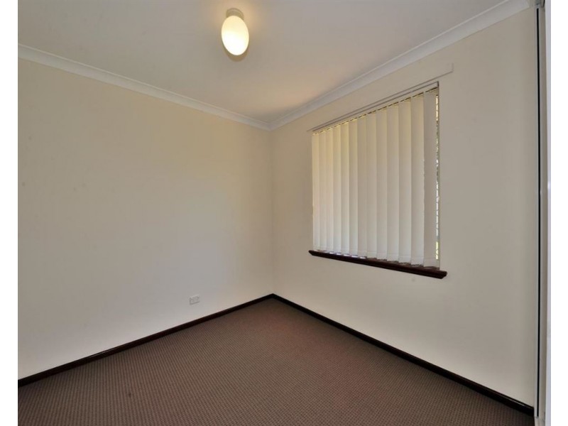 41 The Avenue, Warnbro WA 6169