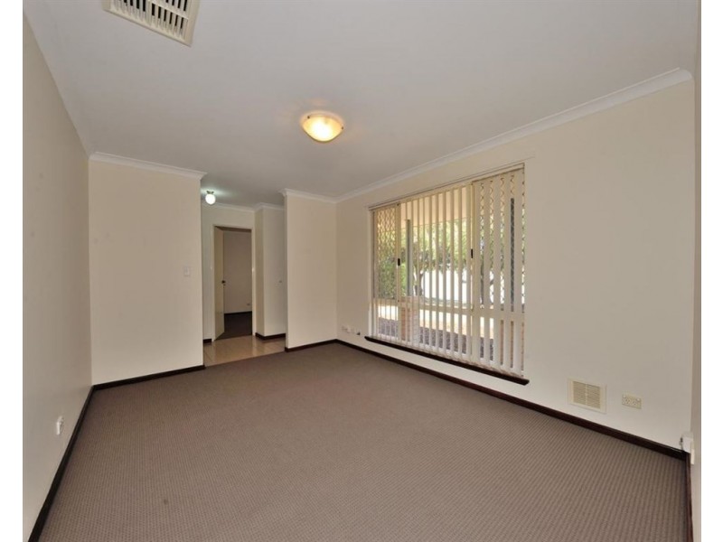 41 The Avenue, Warnbro WA 6169