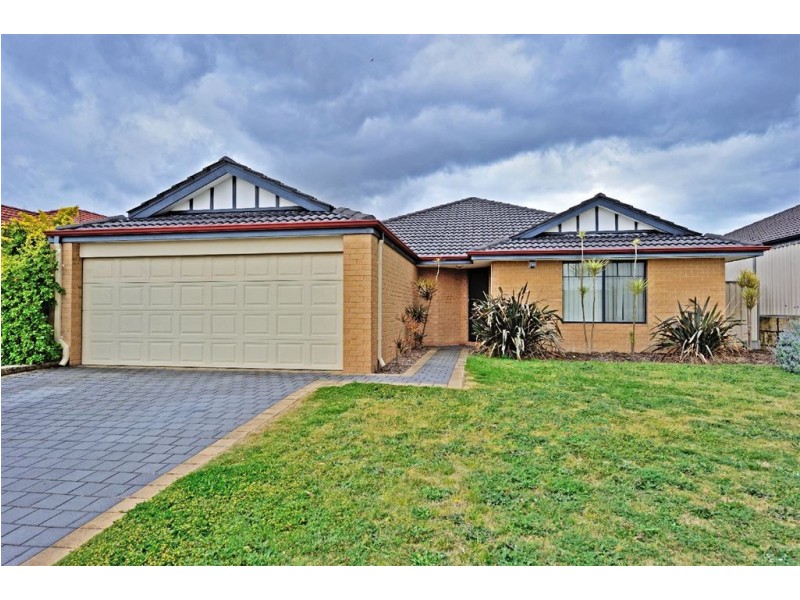 10 Berry Way, Bertram WA 6167