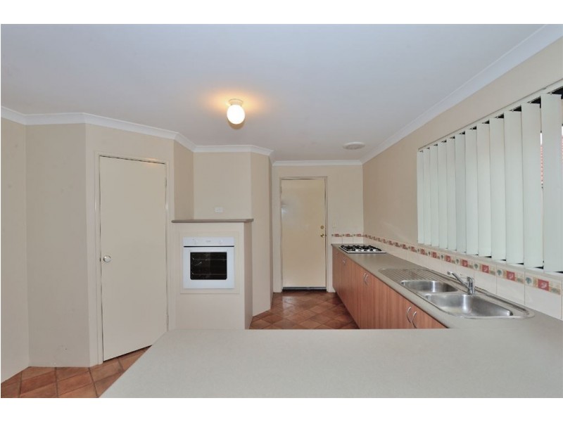 10 Berry Way, Bertram WA 6167