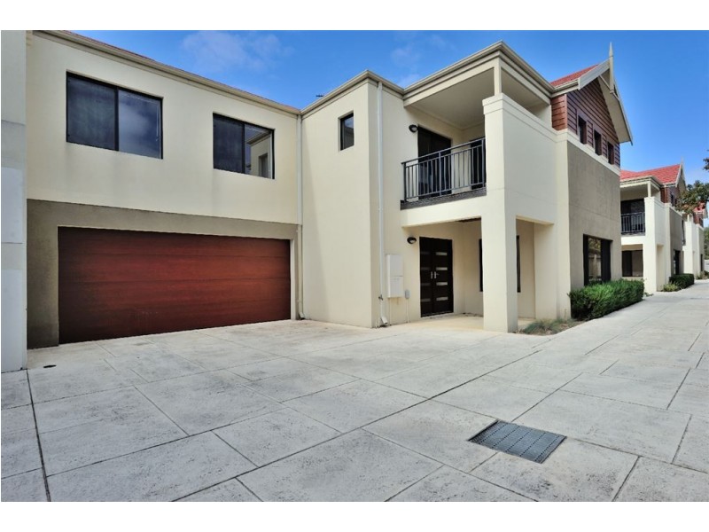 3/12 Fraser Street, Rockingham WA 6168