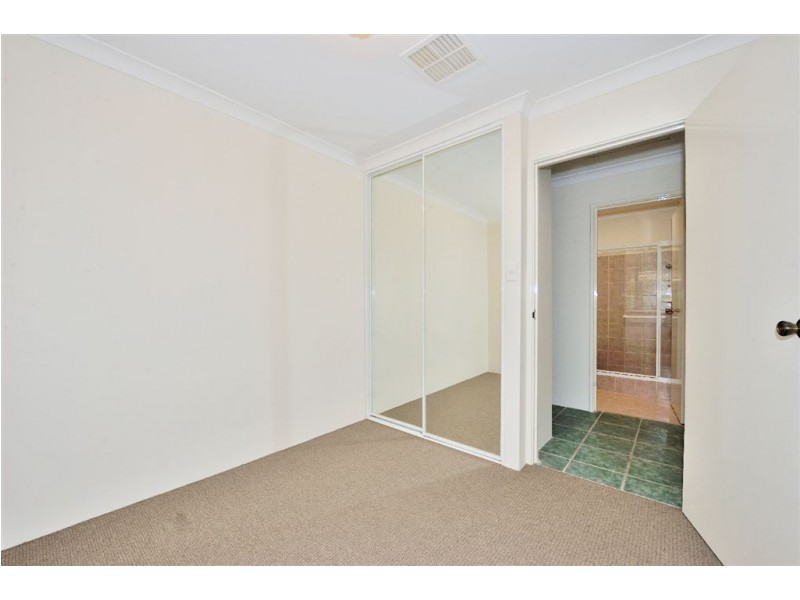 4/27 Goongarrie Drive, Cooloongup WA 6168