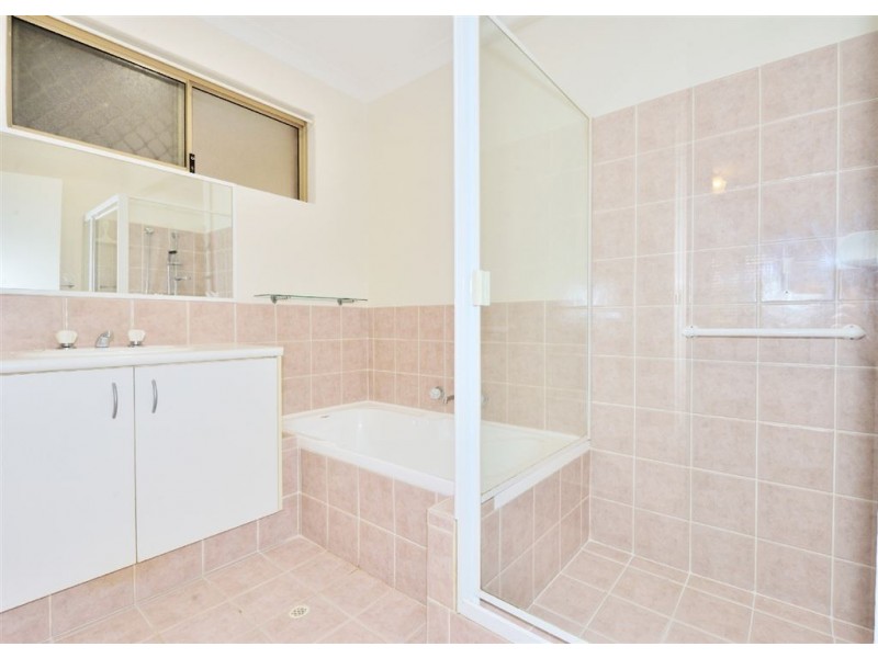 4/27 Goongarrie Drive, Cooloongup WA 6168