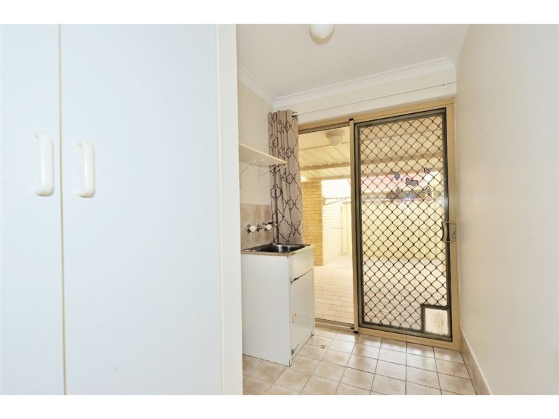 4/27 Goongarrie Drive, Cooloongup WA 6168