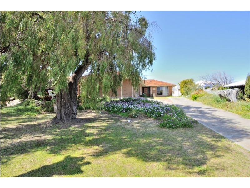 74A & 74B Gloucester Crescent, Shoalwater WA 6169